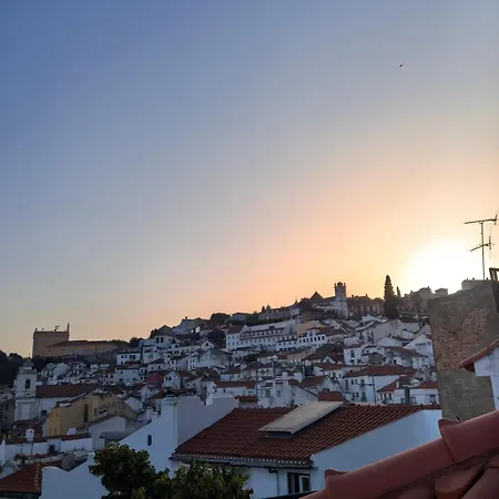 B&j Alfama Cruise Terrace 4 Διαμέρισμα *